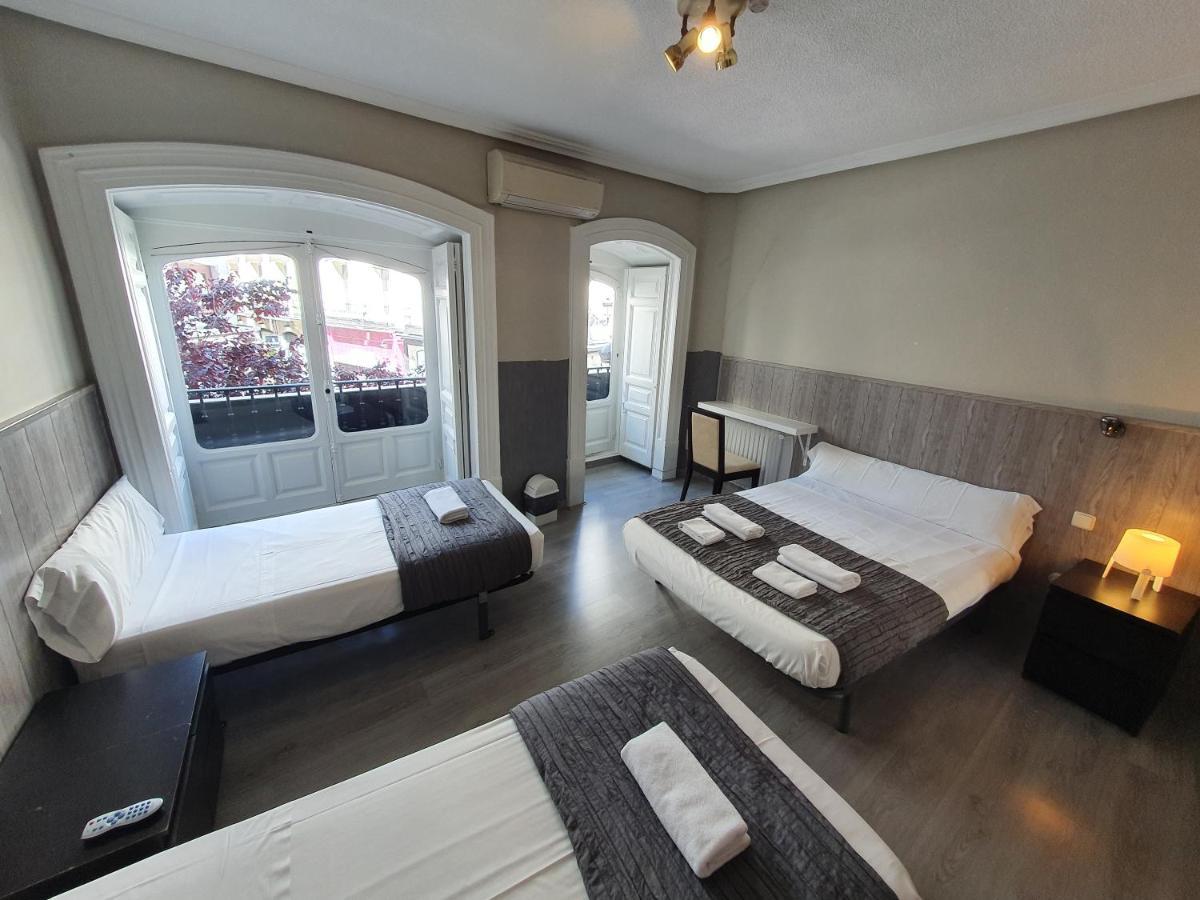 Ch Plaza D'Ort Rooms IV Madri Exterior foto
